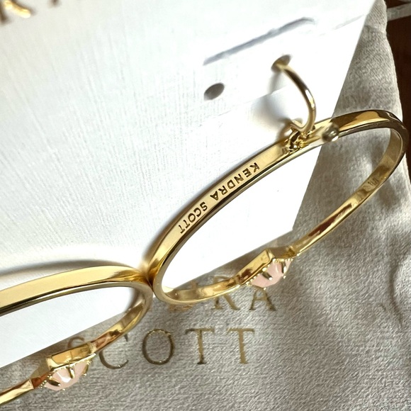 Kendra Scott Elberta Rose Quartz Hoop Earrings - Picture 3 of 5